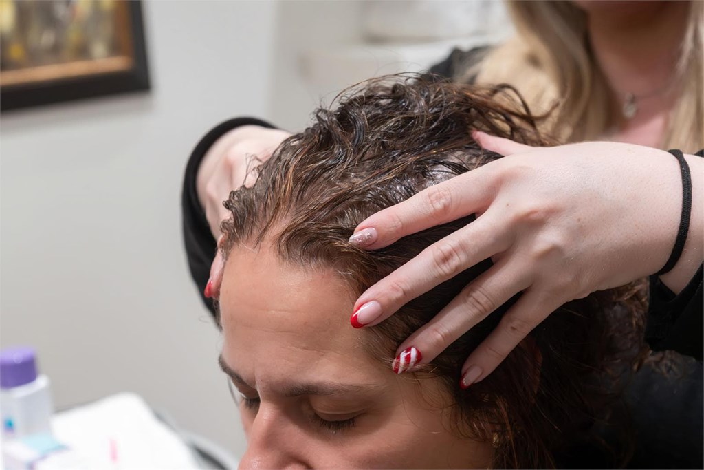 ¿Es posible tener un cabello sano sin tener que cortar?