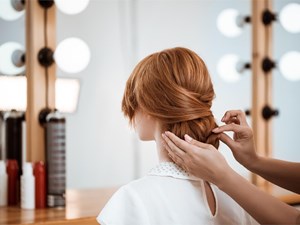 Peinados y recogidos especiales para eventos en Vigo